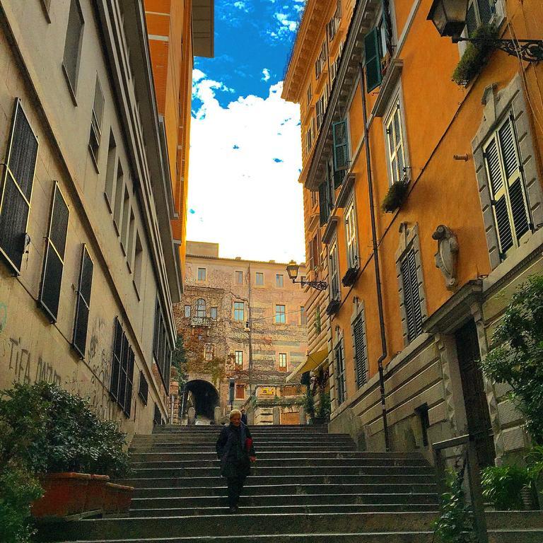 Romenjoy Colosseo Стая снимка