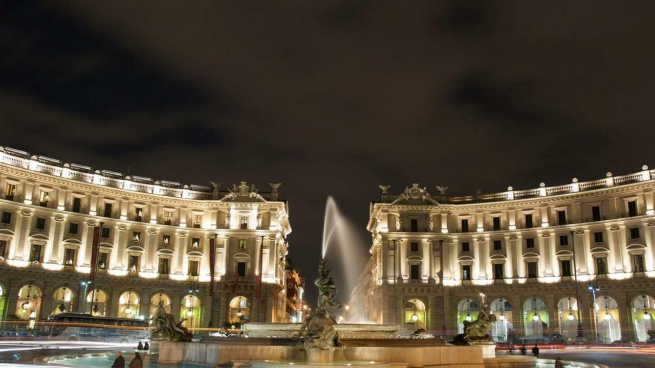 Romenjoy Colosseo Екстериор снимка