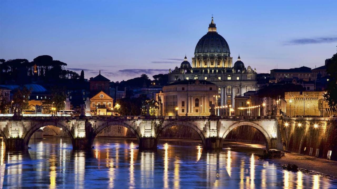 Romenjoy Colosseo Екстериор снимка